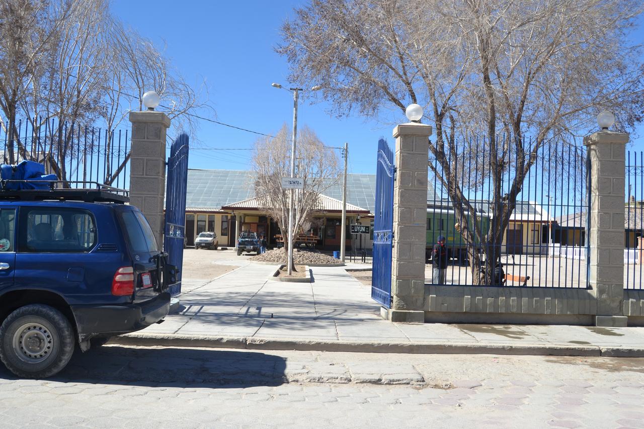 Onkel Inn Wagon Sleepbox Uyuni Exterior foto