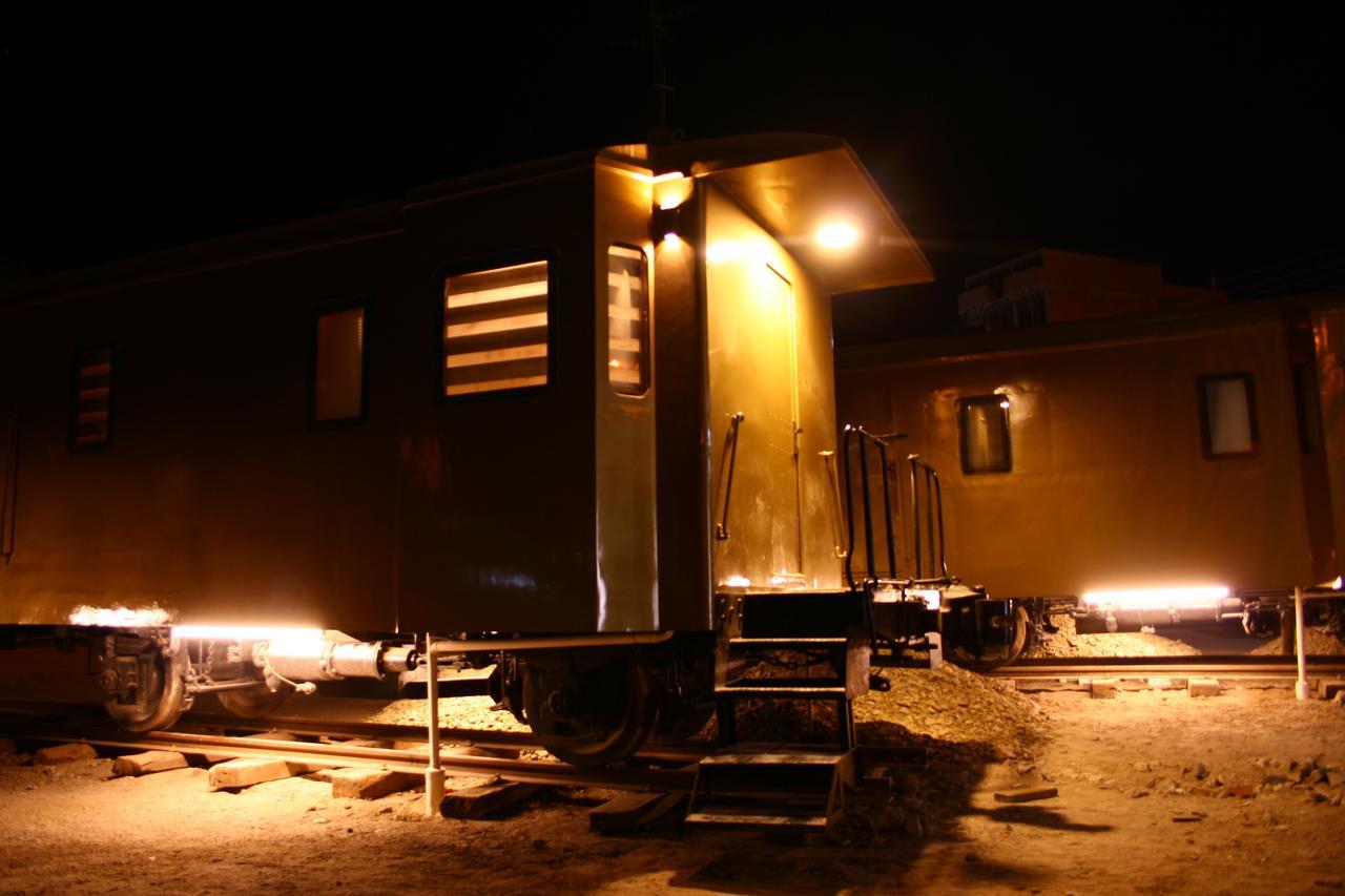 Onkel Inn Wagon Sleepbox Uyuni Exterior foto