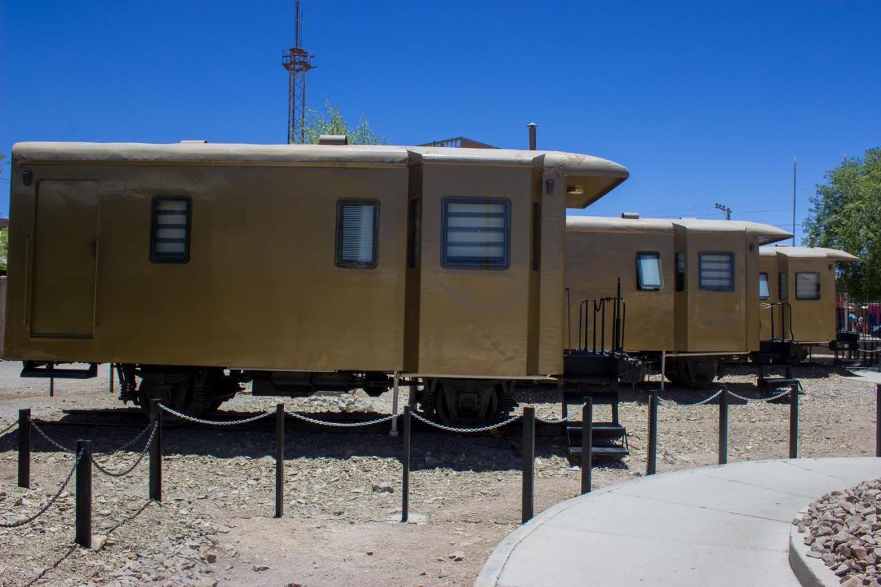 Onkel Inn Wagon Sleepbox Uyuni Exterior foto